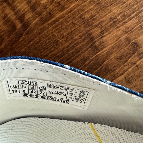 Vionic Women's Laguna Blue/White Ocean Print Loafers Size 10 - Picture 8 of 8